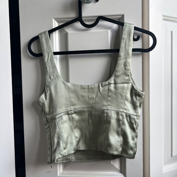 aritzia wilfred shine bustier - silver sage green (2xs) - Picture 2 of 4